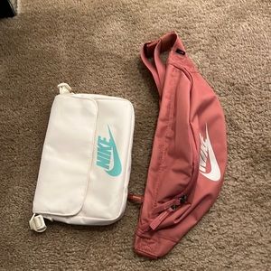 2 Nike bags